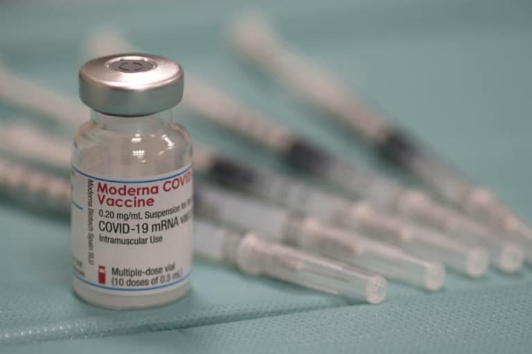 Moderna coronavirus vaccine side effects Forme Medical Center NY