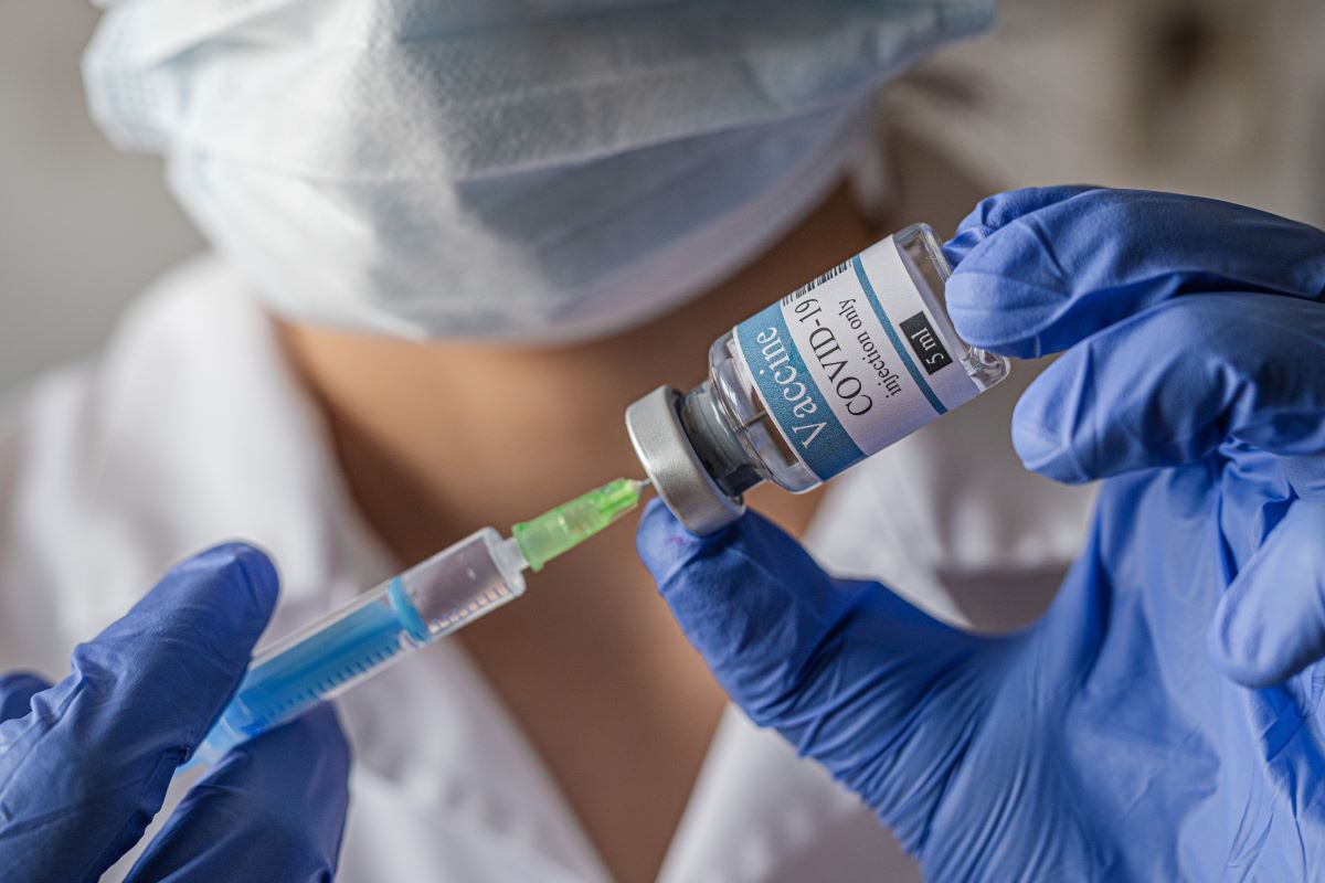 ¿Acabará la vacuna contra el coronavirus con la pandemia?